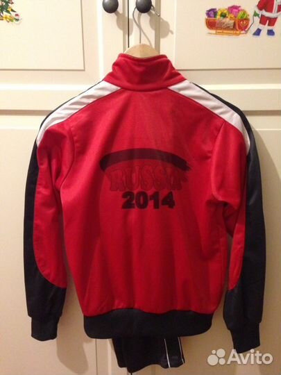 Спортивный костюм