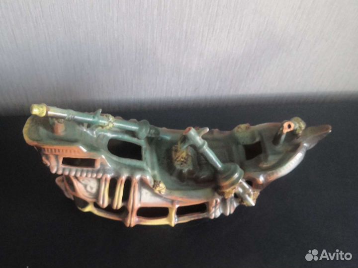 Грот корабль в аквариум