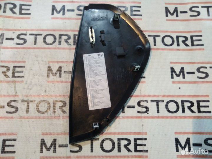 Накладка панели правая Audi A4 B7/8E BFB 2006