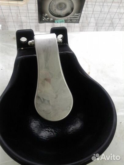 Поилка для коров/телят в сборе пластиковая