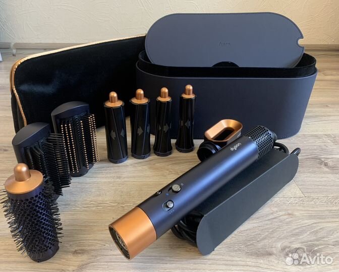 Dyson airwrap complete