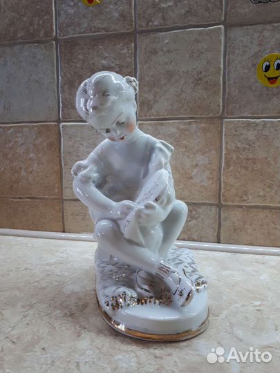 Фарфоровые статуэтки