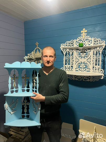 Полка для икон. Иконостас