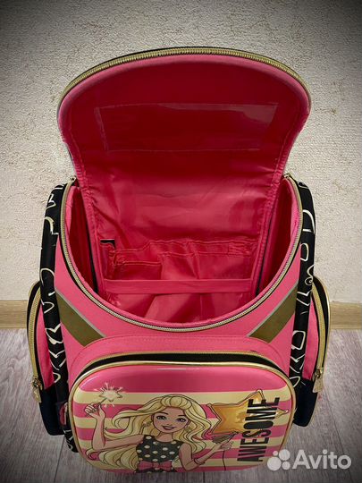 Рюкзак школьный