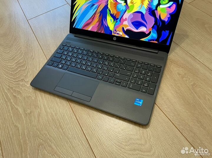 Новенький HP Core i5 11th Generation