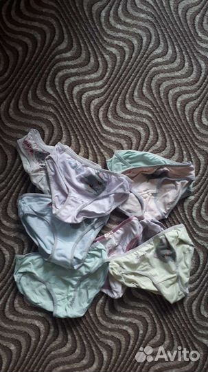 Разные вещи и обувь на девочку