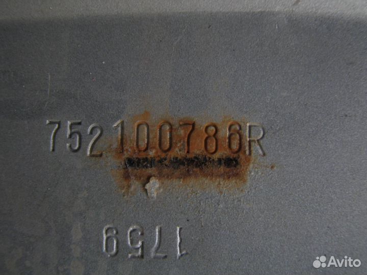 Renault Logan Sandero усилитель бампера переднего