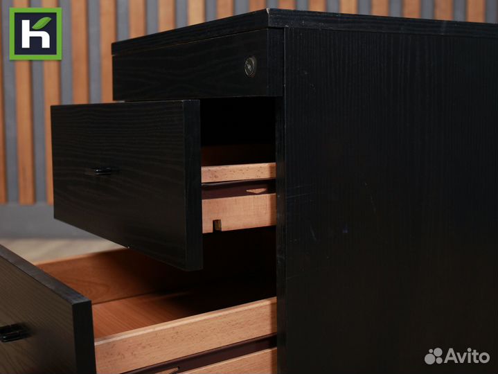 Тумба выкатная / Мобильная тумба