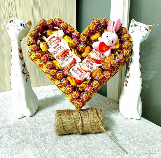 Букет из жвачек love is