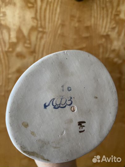 Фарфоровая статуэтка лфз 