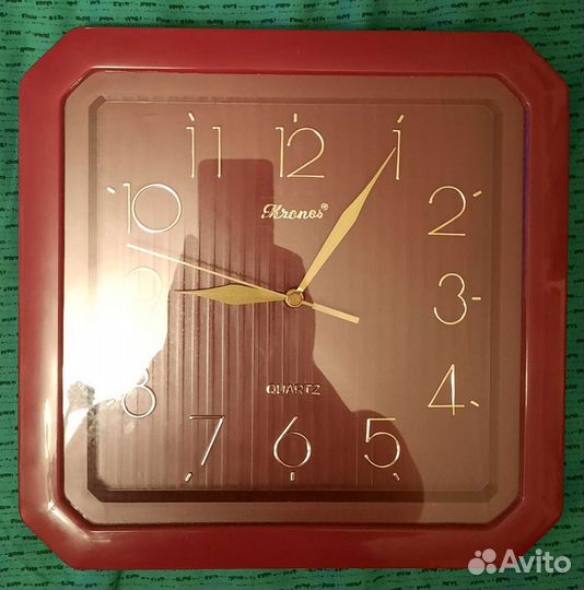 Часы настенные кварцевые и будильники