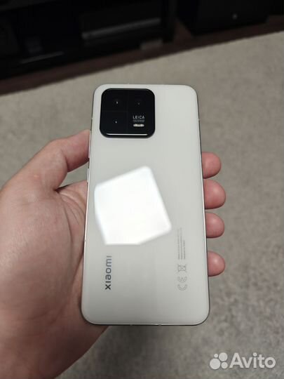 Xiaomi 13, 8/256 ГБ