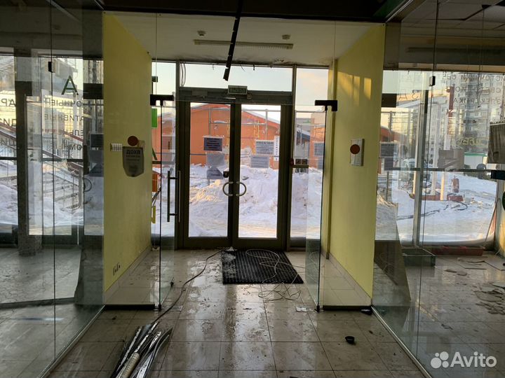 Стеклянные перегородки бу