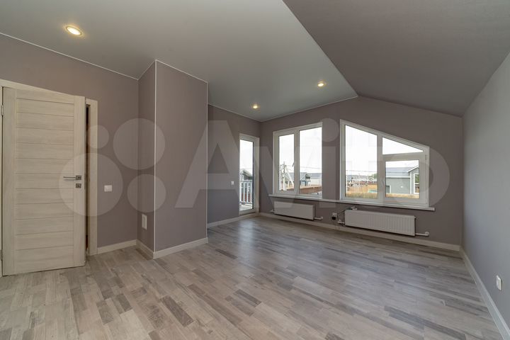 Дом 177,2 м² на участке 8 сот.