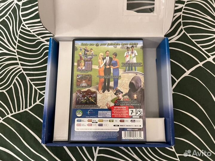 Коллекционное издание и фигурки The Sims 2