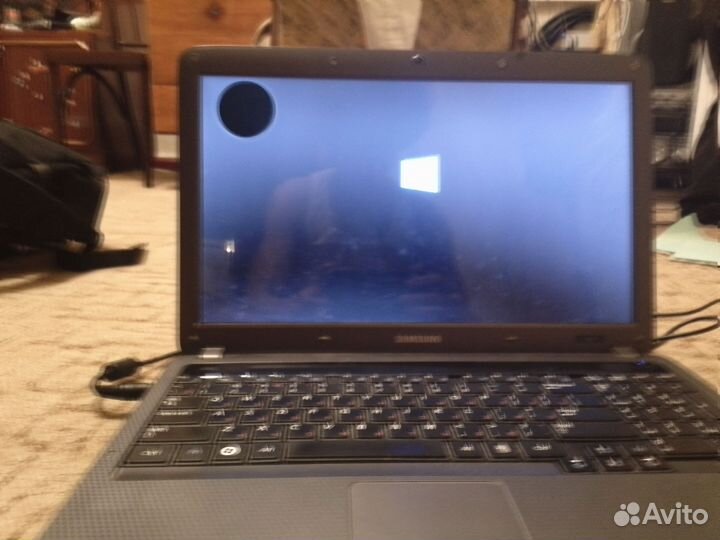 Ноутбук samsung r525