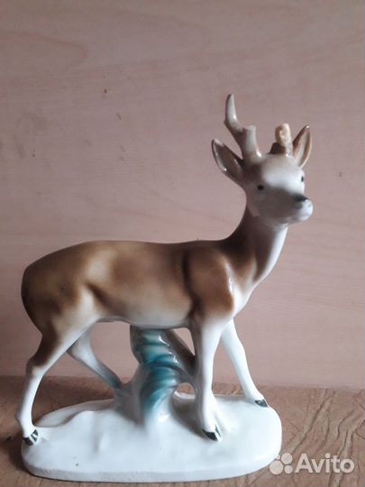 Олень. Статуэтка. Германия