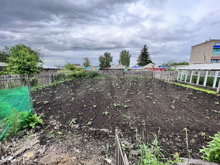 Дом 54 м² на участке 8 сот.