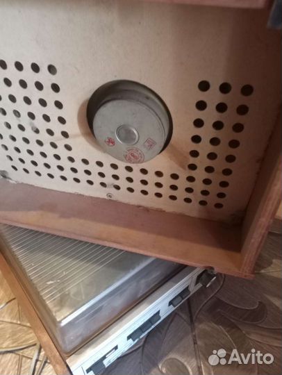 Электропроигрыватель аккорд 201