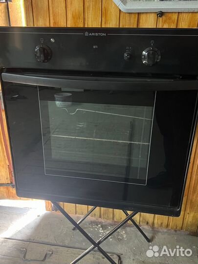 Встраиваемый газовый духовой шкаф ariston FBG