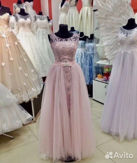 Вечернее платье