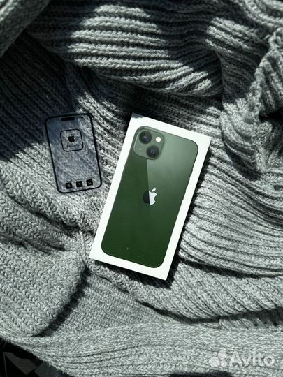Новый iPhone 13 128