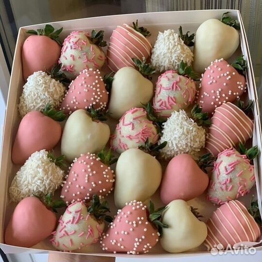 Клубника в шоколаде на 1 сентября