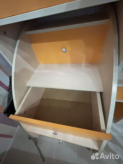 Детская кровать чердак со столом