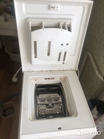 Стиральная машина с вертикальной загрузкой