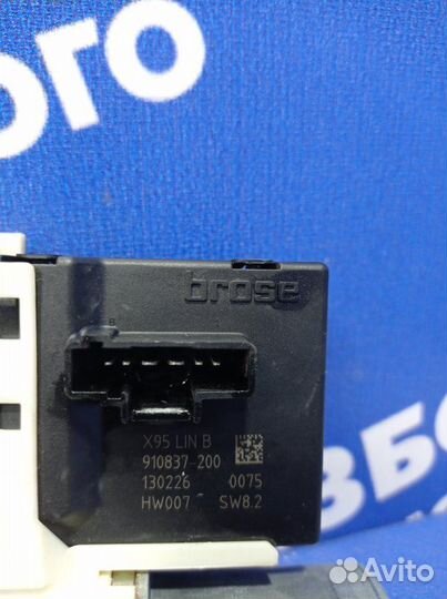 Моторчик стеклоподъемника Renault Megane 3 хэтчбек