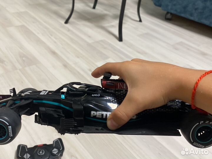 Машинка на пульте управления