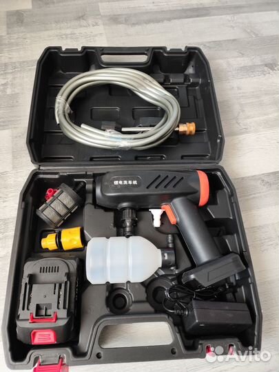 Ручная автомойка на акуммуляторе