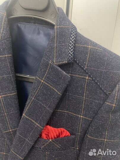 Костюм тройка для мальчика 104-110