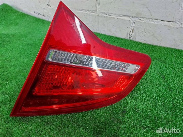 Фонарь задний внутренний правый Opel Meriva B 2013