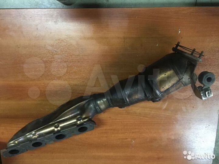 Выпускной коллектор Audi A6 C6 4.2 BVJ