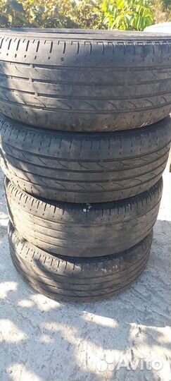 Bridgestone Dueler H/P 235/55 R17