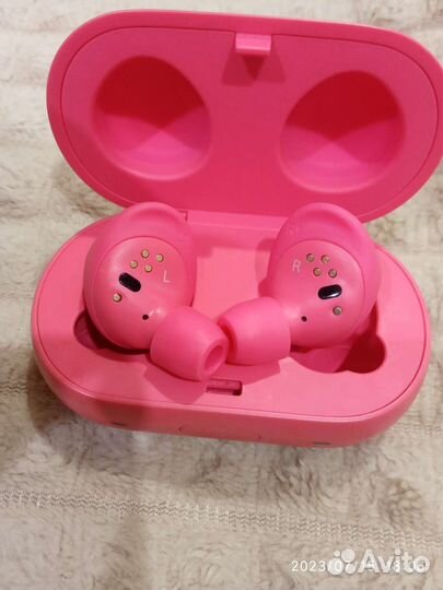 Наушники Samsung gear iconx 2018