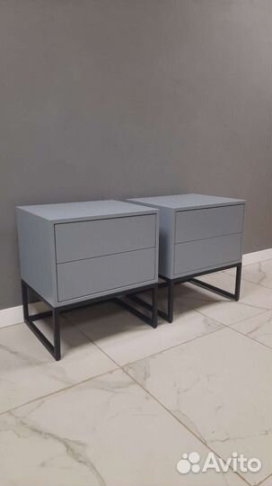 Тумба прикроватная