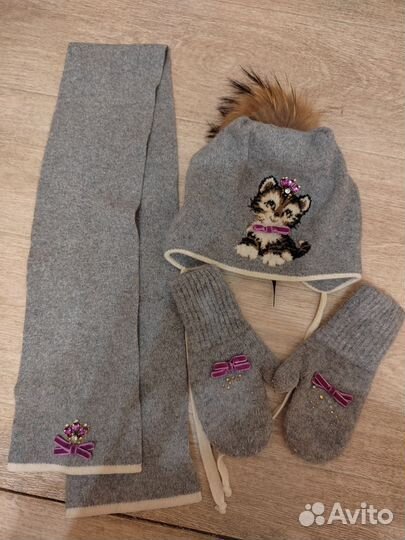 Комплект шапка размер 52-54, шарф и варежки