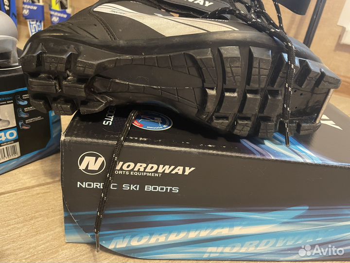 Беговые лыжи, палки, ботинки Nordway