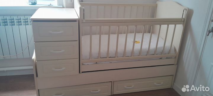Детская кроватка