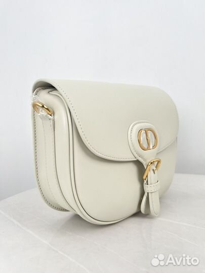 Сумка Dior Bobby гладкая, белая с золотом