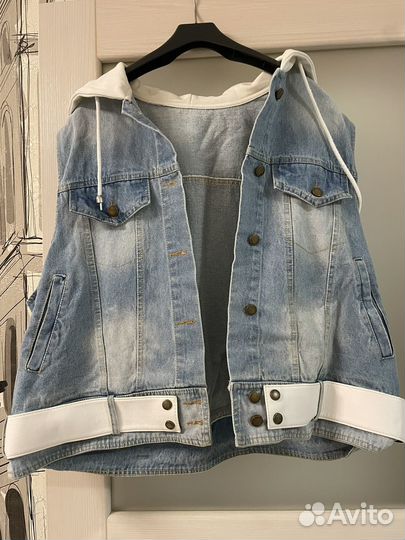 Джинсовая жилетка