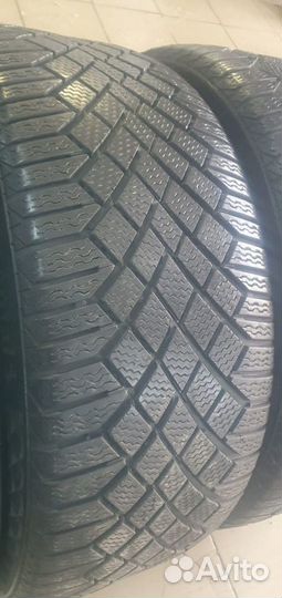 Continental VikingContact 8 245/45 R19