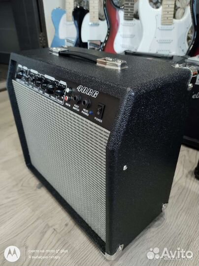 Гитарный комбоусилитель 40Вт