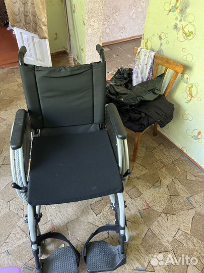 Инвалидная коляска
