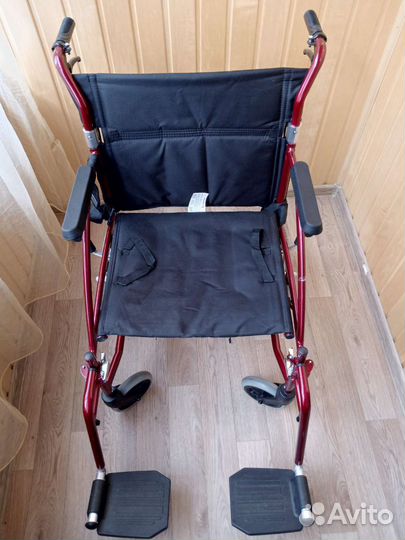 Инвалидное кресло-каталка
