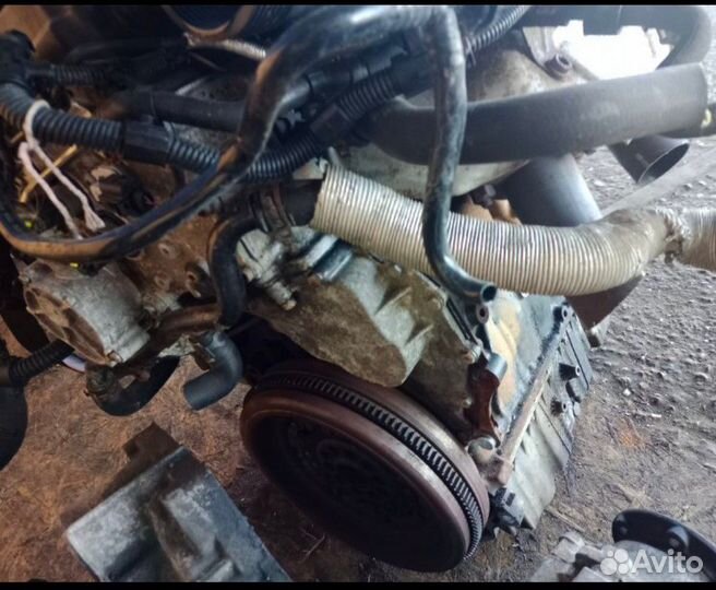 Двигатель Volkswagen Passat b6 AXZ - 3.2 бензин