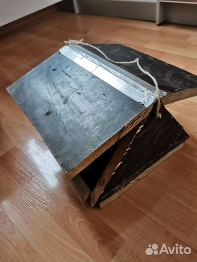 Кормушка для птиц из дерева