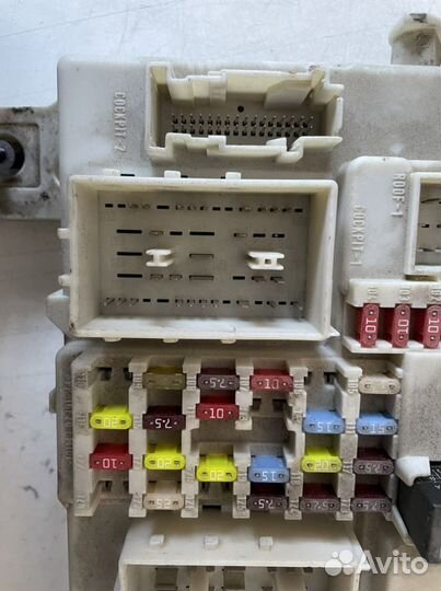 Блок предохранителей Ford C-Max/Focus II